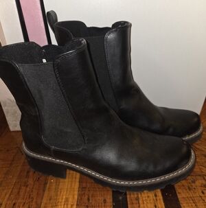 Sleek Black Leather Women's Combat Boots